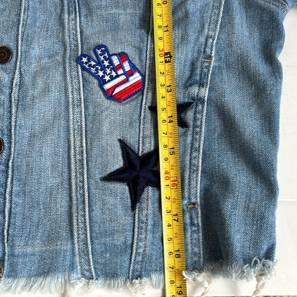 Guess cropped raw hem 3/4 sleeve hippie patches star cactus peace jean jacket - Picture 14 of 16